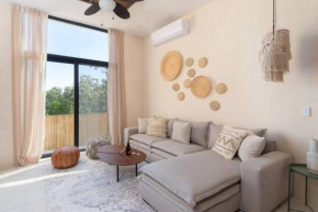 Villa Bambú - Beautiful and Modern 2 BR Apartment at Aldea Zama, Tulum